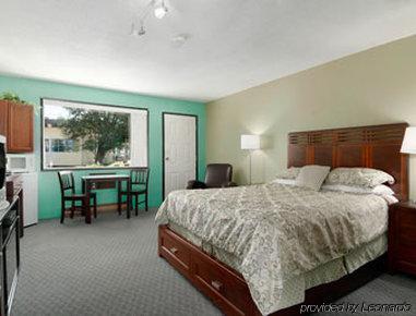 Christina Lake Village Habitación foto